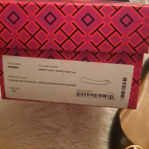 Tory Burch Navy Flats - Picture 7 of 7